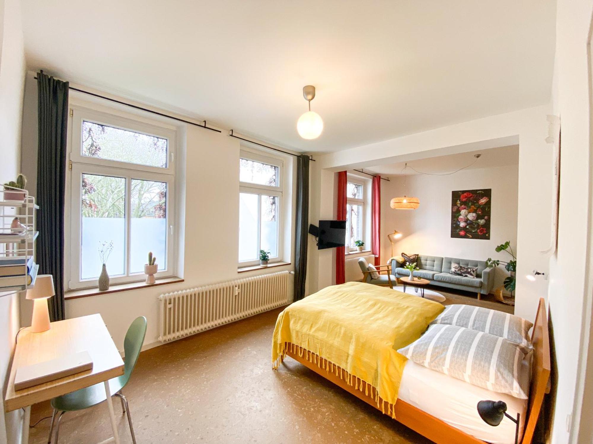 Apartments "Am Rheinorange", Netflix & Prime Duisburg Exterior photo